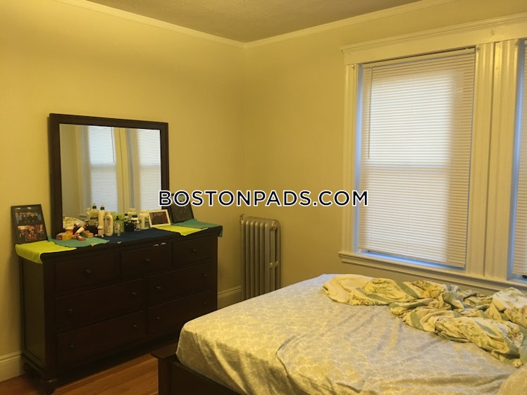 Washington St., Malden