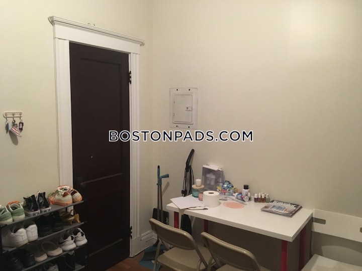 malden-2-bed-1-bath-malden-2400-2600-6130596 