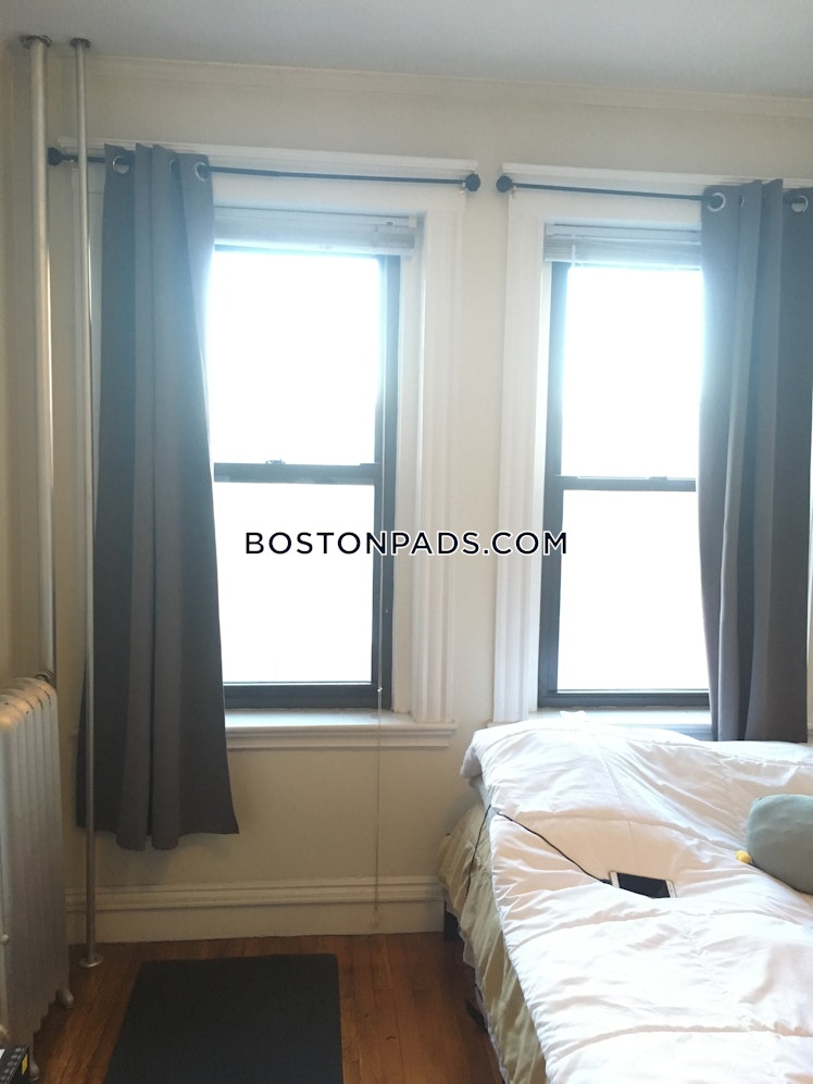 Washington St., Malden