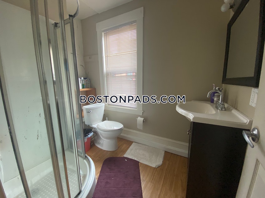 SOMERVILLE - SPRING HILL - 5 Beds, 2 Baths - Image 14