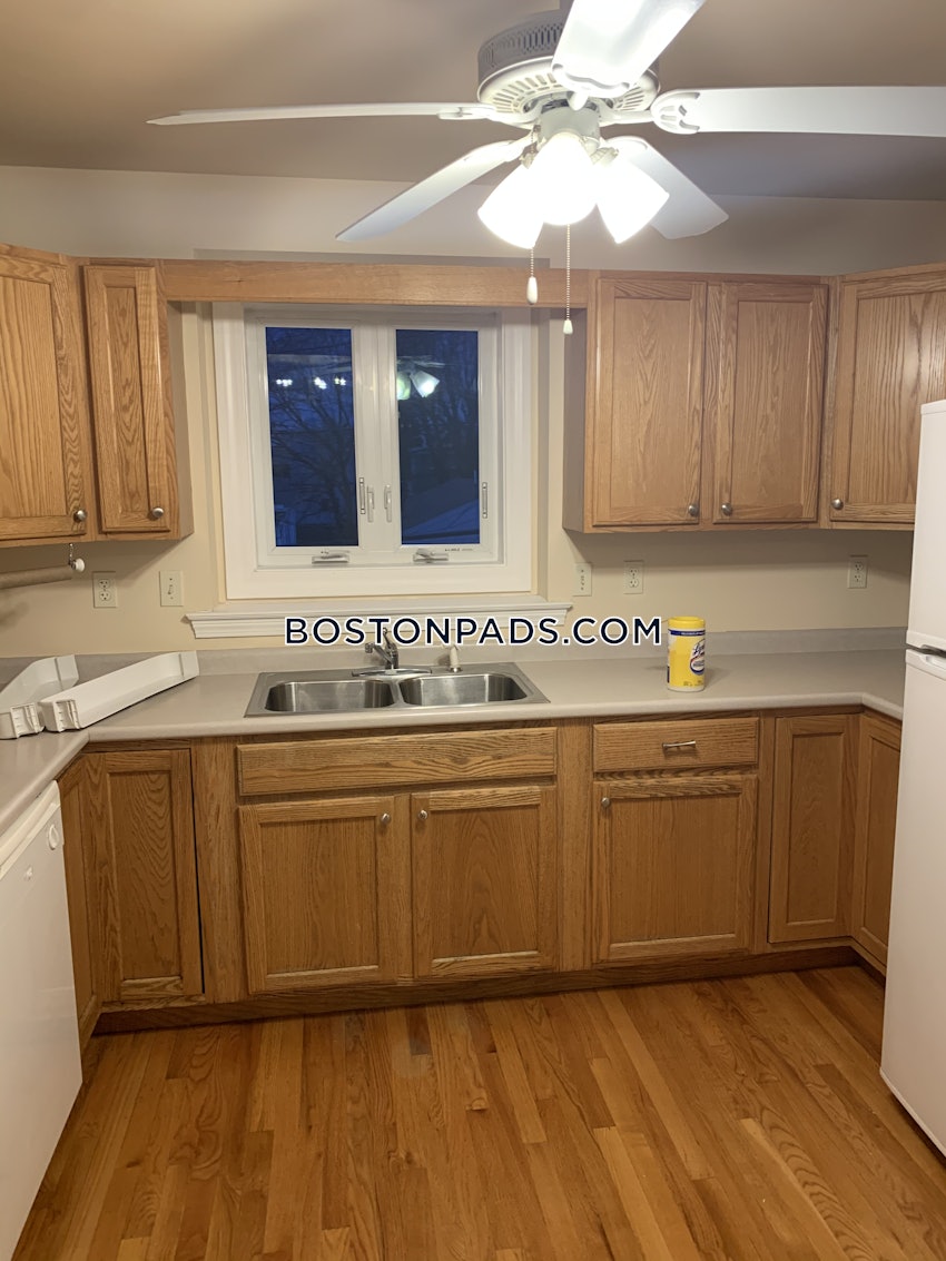 REVERE - 3 Beds, 2 Baths - Image 3