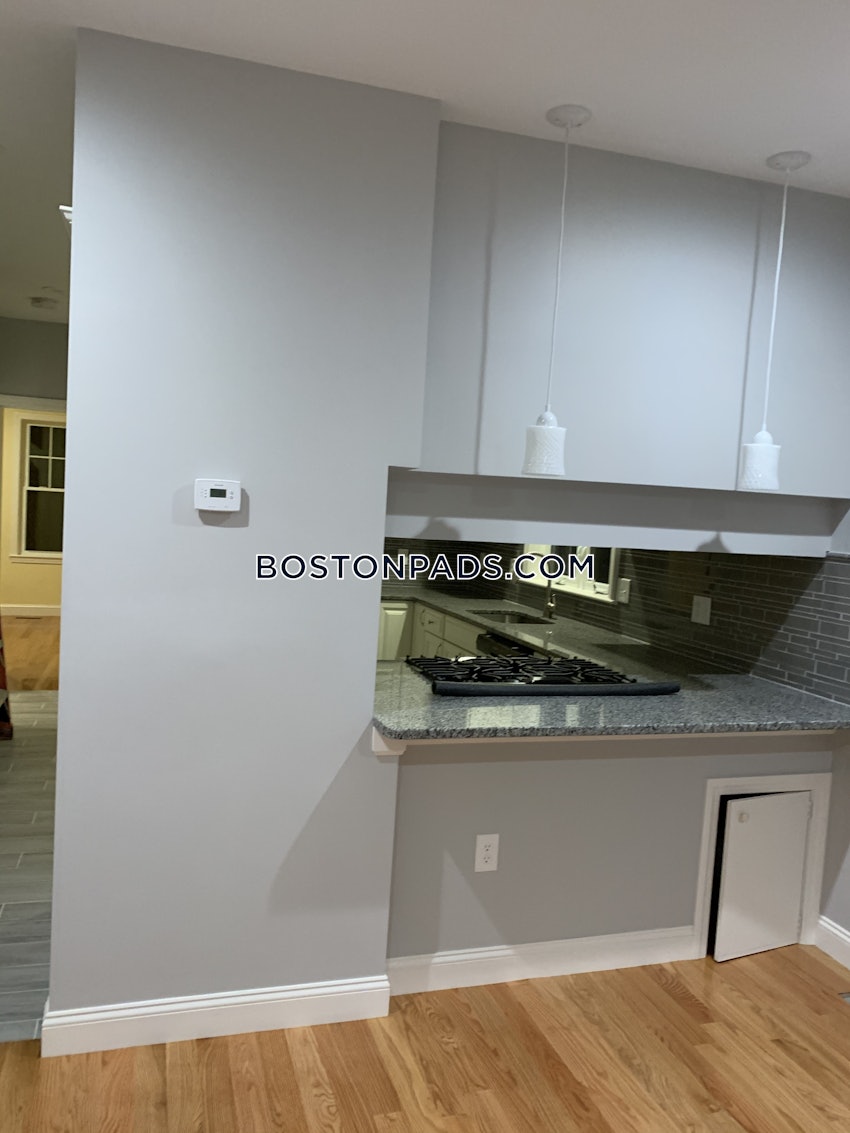 BOSTON - EAST BOSTON - MAVERICK - 2 Beds, 1 Bath - Image 4