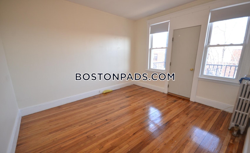 BOSTON - ALLSTON/BRIGHTON BORDER - 2 Beds, 1 Bath - Image 2