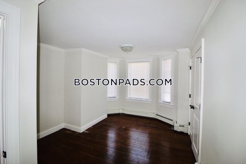 BOSTON - EAST BOSTON - JEFFRIES POINT - 3 Beds, 1 Bath - Image 10