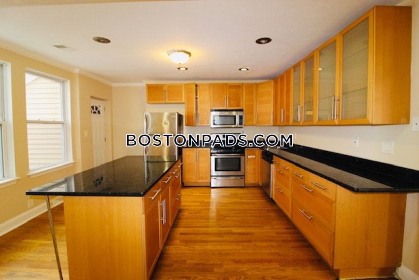 BOSTON - DORCHESTER - CENTER - 5 Beds, 2 Baths - Image 1