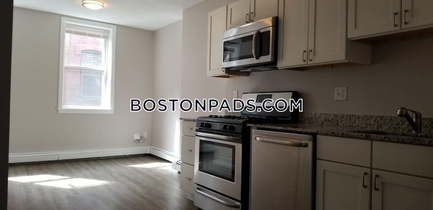 BOSTON - NORTH END - 3 Beds, 1 Bath - Image 1