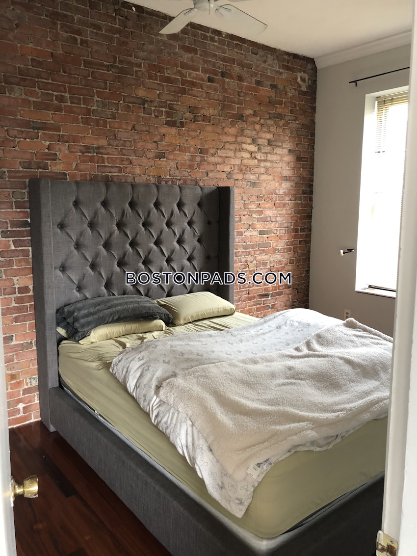 BOSTON - BAY VILLAGE - 1 Bed, 1 Bath - Image 6