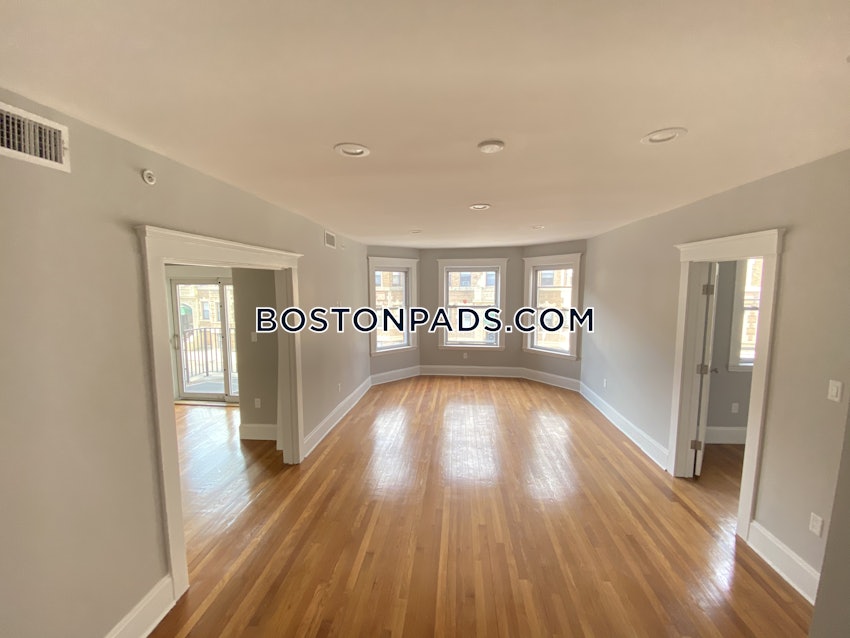 BOSTON - ALLSTON/BRIGHTON BORDER - 4 Beds, 2 Baths - Image 3