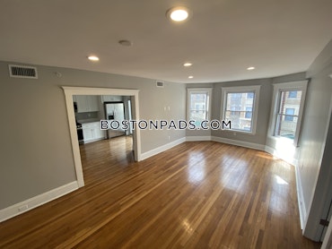 Boston - 4 Beds, 2 Baths