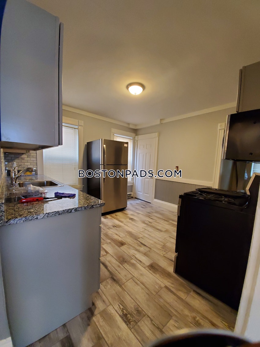 BOSTON - DORCHESTER - CENTER - 3 Beds, 1 Bath - Image 13