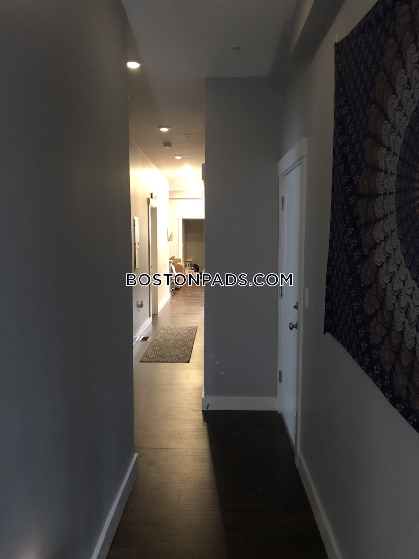 SOMERVILLE - EAST SOMERVILLE - 4 Beds, 2 Baths - Image 1