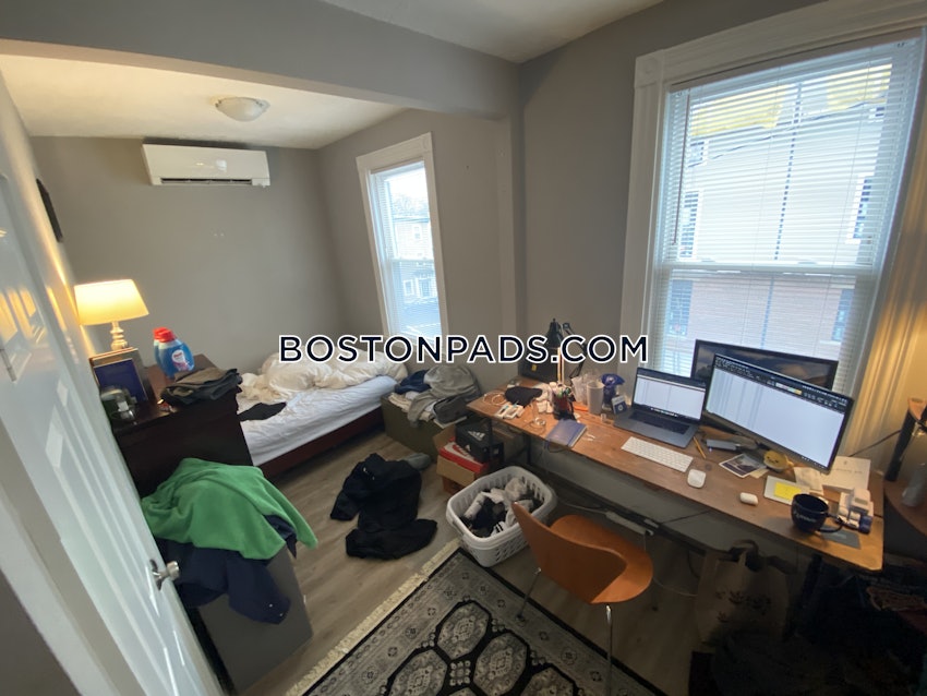 BOSTON - SOUTH BOSTON - ANDREW SQUARE - 4 Beds, 2 Baths - Image 9