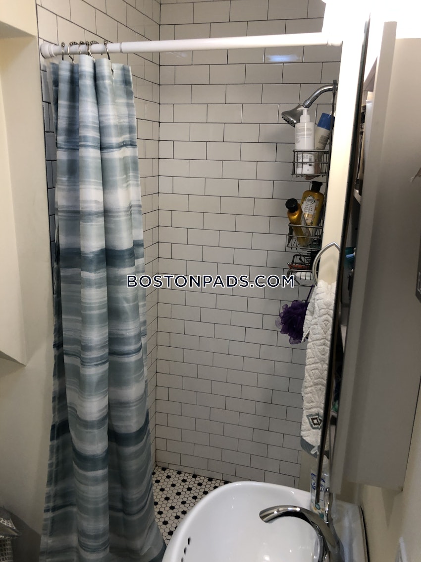 BOSTON - CHARLESTOWN - 1 Bed, 1 Bath - Image 8