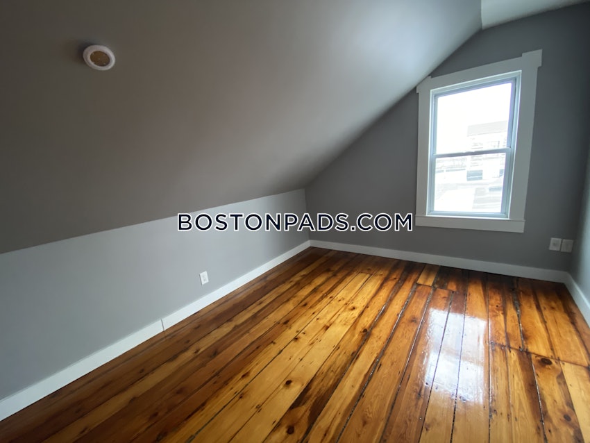 BOSTON - CHARLESTOWN - 3 Beds, 2 Baths - Image 7