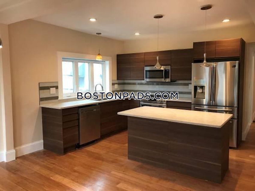 SOMERVILLE - WINTER HILL - 3 Beds, 1 Bath - Image 1