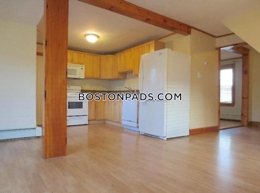 BOSTON - SOUTH BOSTON - ANDREW SQUARE - 3 Beds, 1.5 Baths - Image 6