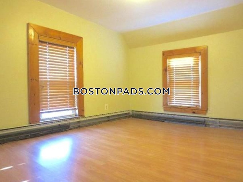 BOSTON - SOUTH BOSTON - ANDREW SQUARE - 3 Beds, 1.5 Baths - Image 5