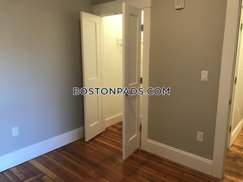 BOSTON - ALLSTON/BRIGHTON BORDER - 4 Beds, 2 Baths - Image 26