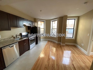 Boston - 2 Beds, 1 Baths