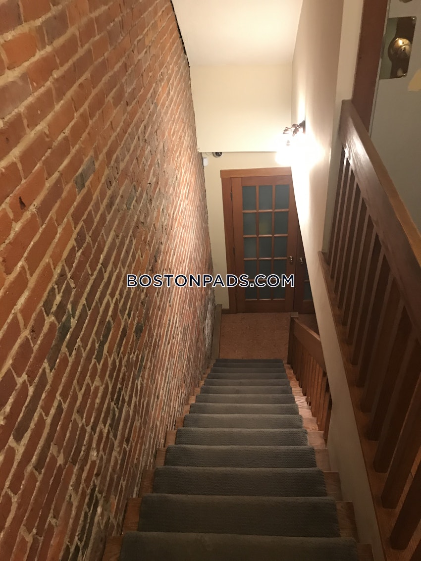 BOSTON - BACK BAY - 2 Beds, 2 Baths - Image 5