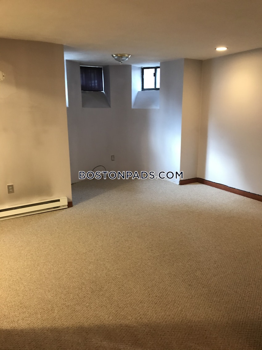 BOSTON - BACK BAY - 2 Beds, 2 Baths - Image 8