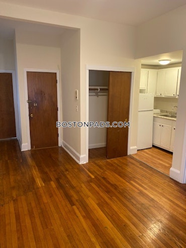 Boston - 1 Beds, 1 Baths