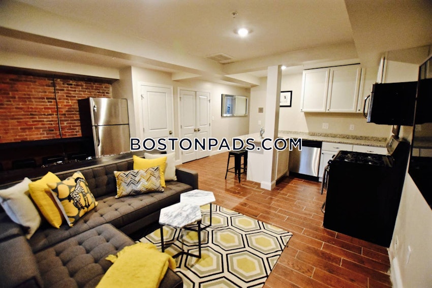 BOSTON - FORT HILL - 4 Beds, 3 Baths - Image 1