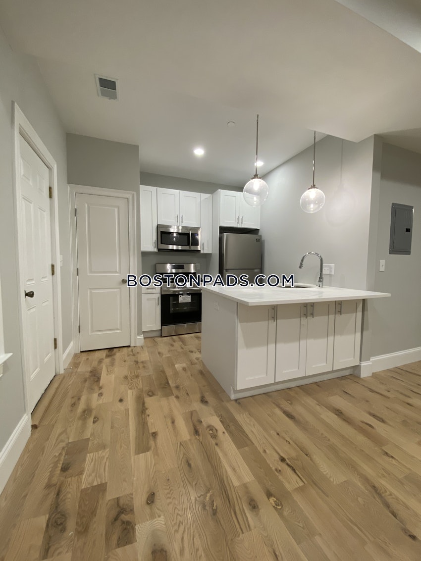 BOSTON - EAST BOSTON - ORIENT HEIGHTS - 4 Beds, 2 Baths - Image 4