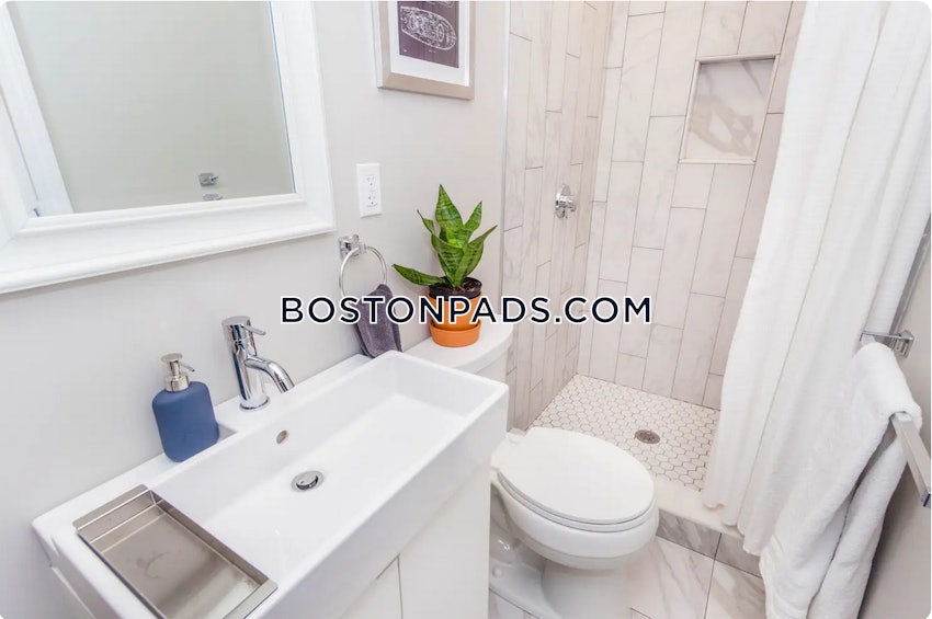 BOSTON - DORCHESTER/SOUTH BOSTON BORDER - 3 Beds, 2 Baths - Image 4