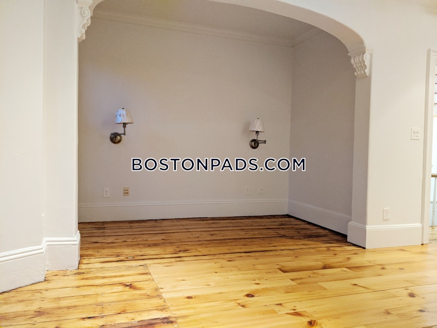 BOSTON - SOUTH END - 4 Beds, 3.5 Baths - Image 15