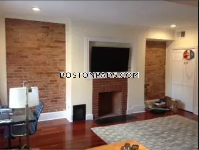 Boston - $4,800+ /mo