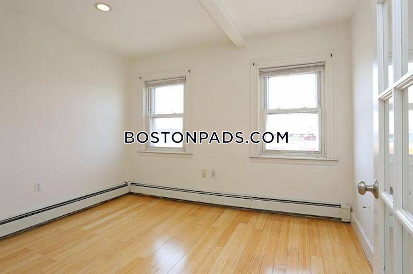 BOSTON - SOUTH BOSTON - ANDREW SQUARE - 1 Bed, 1 Bath - Image 4