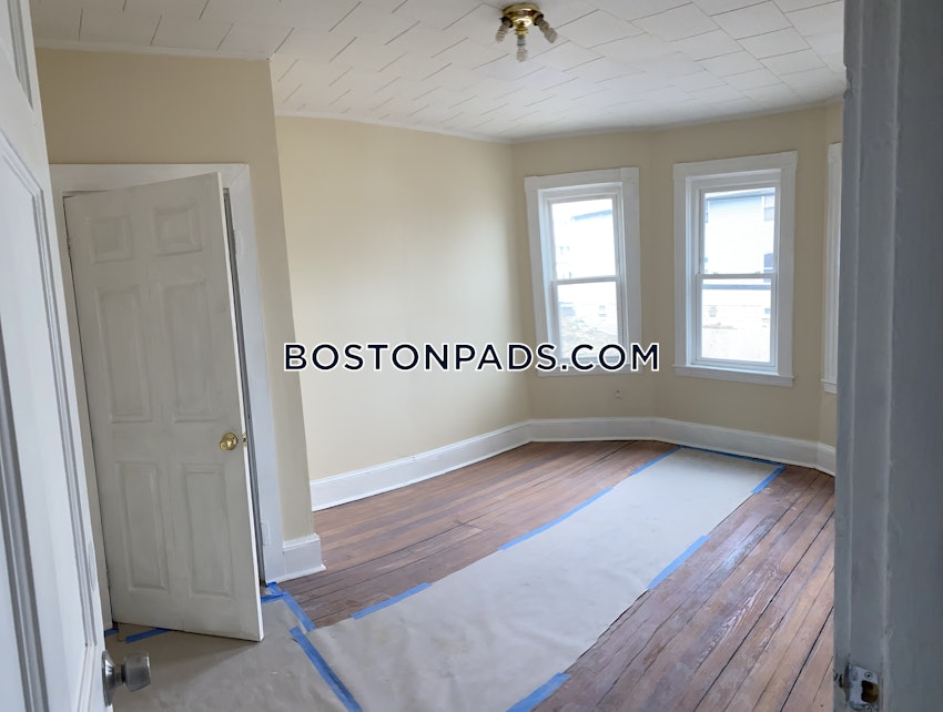 BOSTON - DORCHESTER - DUDLEY STREET AREA - 3 Beds, 1 Bath - Image 5