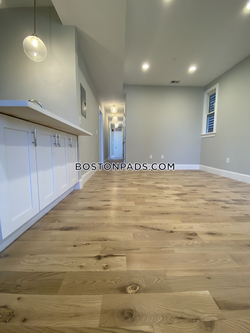 BOSTON - EAST BOSTON - ORIENT HEIGHTS - 4 Beds, 2 Baths - Image 25