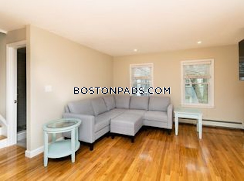 BOSTON - CHARLESTOWN - 3 Beds, 2 Baths - Image 9