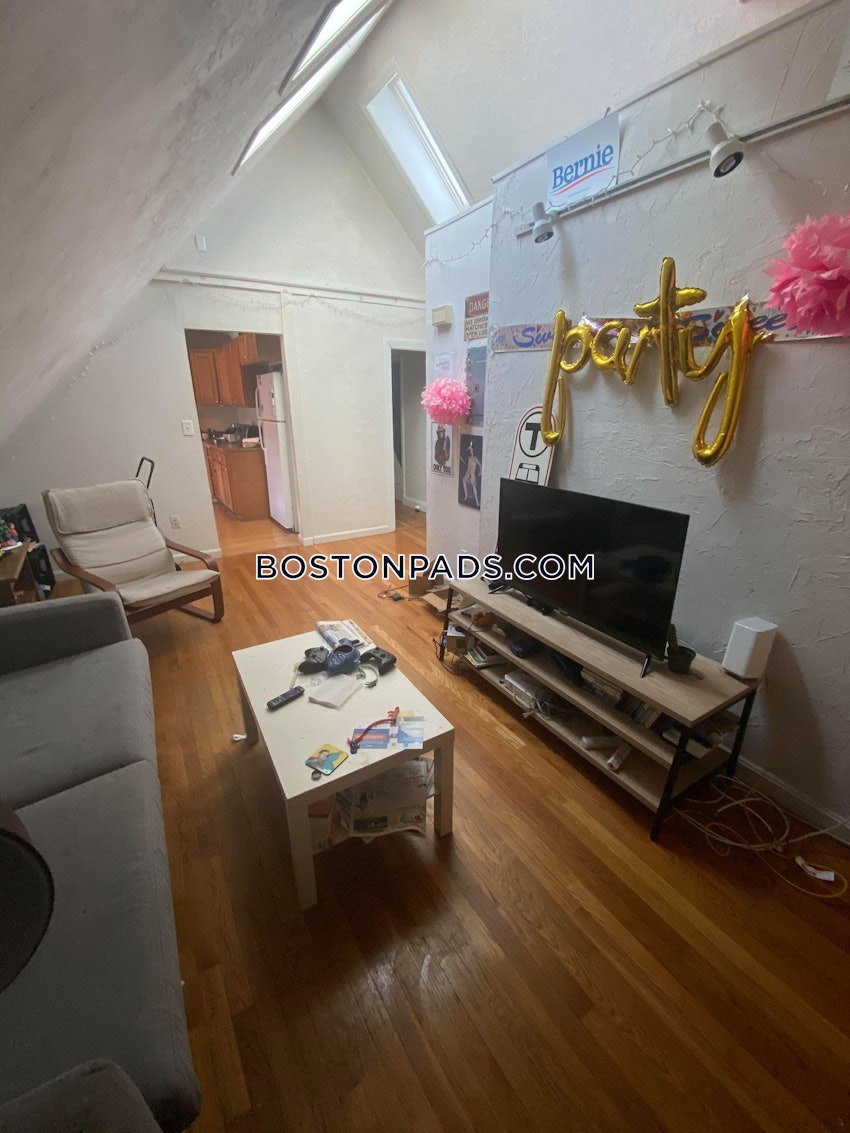 BOSTON - ALLSTON - 4 Beds, 1 Bath - Image 5