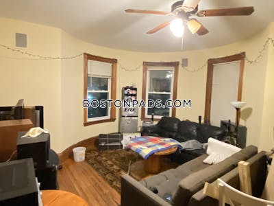 Mission Hill Updated 5 Beds 2 Baths Boston - $7,400
