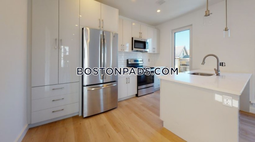 BOSTON - FORT HILL - 5 Beds, 2.5 Baths - Image 2
