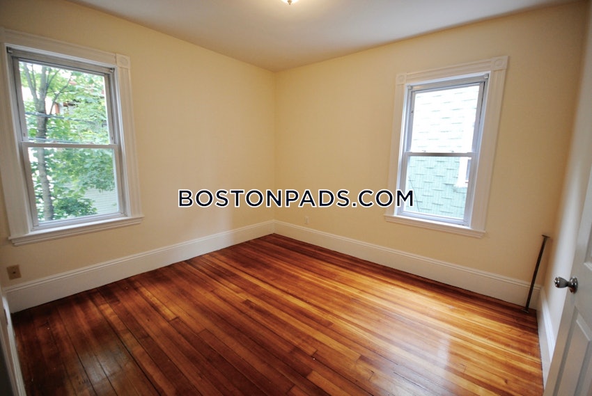 BOSTON - DORCHESTER - SAVIN HILL - 4 Beds, 1.5 Baths - Image 8