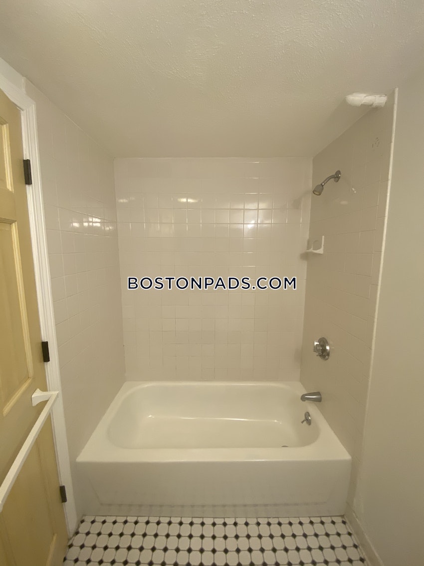 MEDFORD - MEDFORD SQUARE - 2 Beds, 1 Bath - Image 16