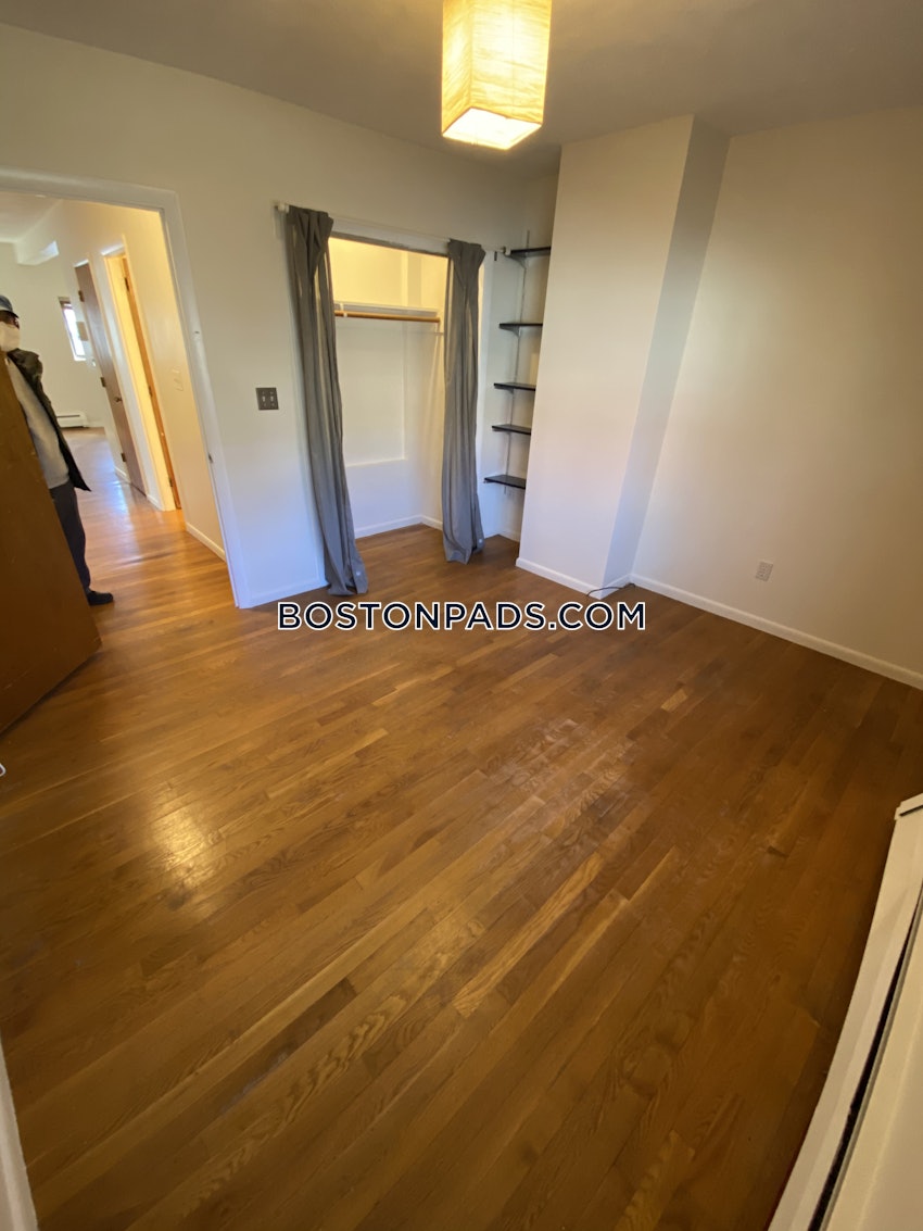 CAMBRIDGE - INMAN SQUARE - 2 Beds, 1 Bath - Image 8