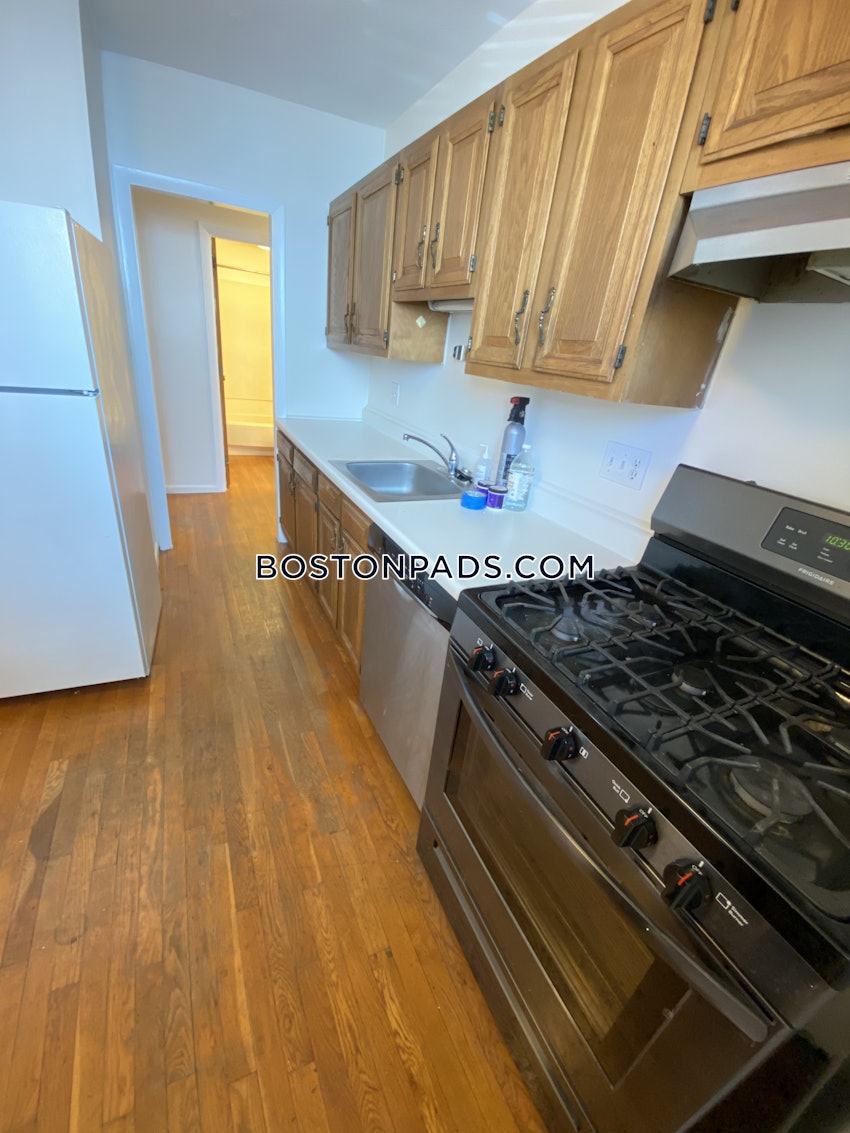 CAMBRIDGE - INMAN SQUARE - 2 Beds, 1 Bath - Image 5