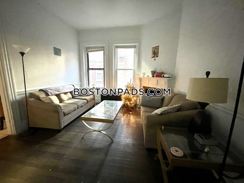 BOSTON - NORTHEASTERN/SYMPHONY - 3 Beds, 1 Bath - Image 1