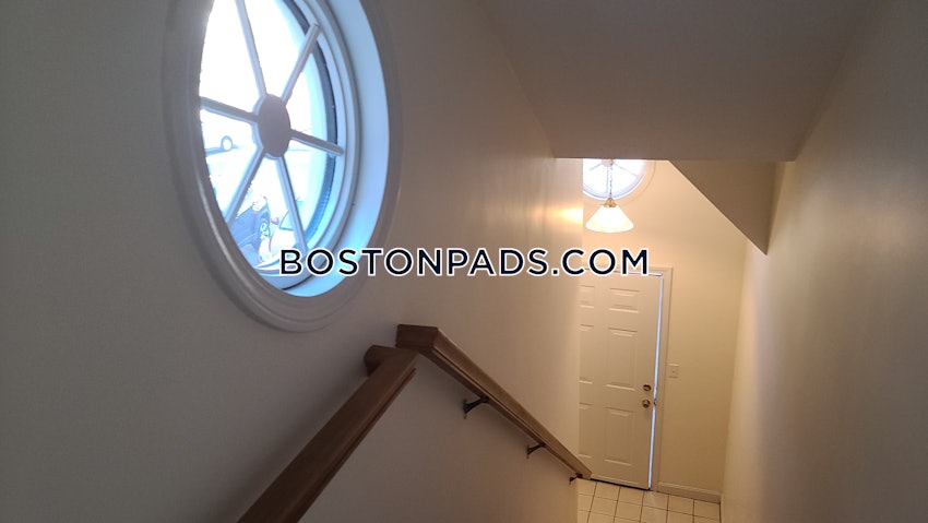 WALTHAM - 2 Beds, 2 Baths - Image 7