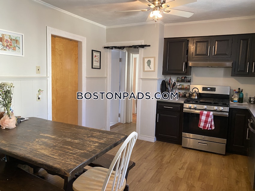 SOMERVILLE - SPRING HILL - 5 Beds, 2 Baths - Image 13