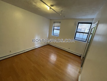 Boston - 3 Beds, 1 Baths