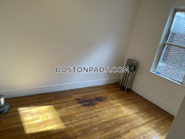 Boston - 2 Beds, 1 Baths