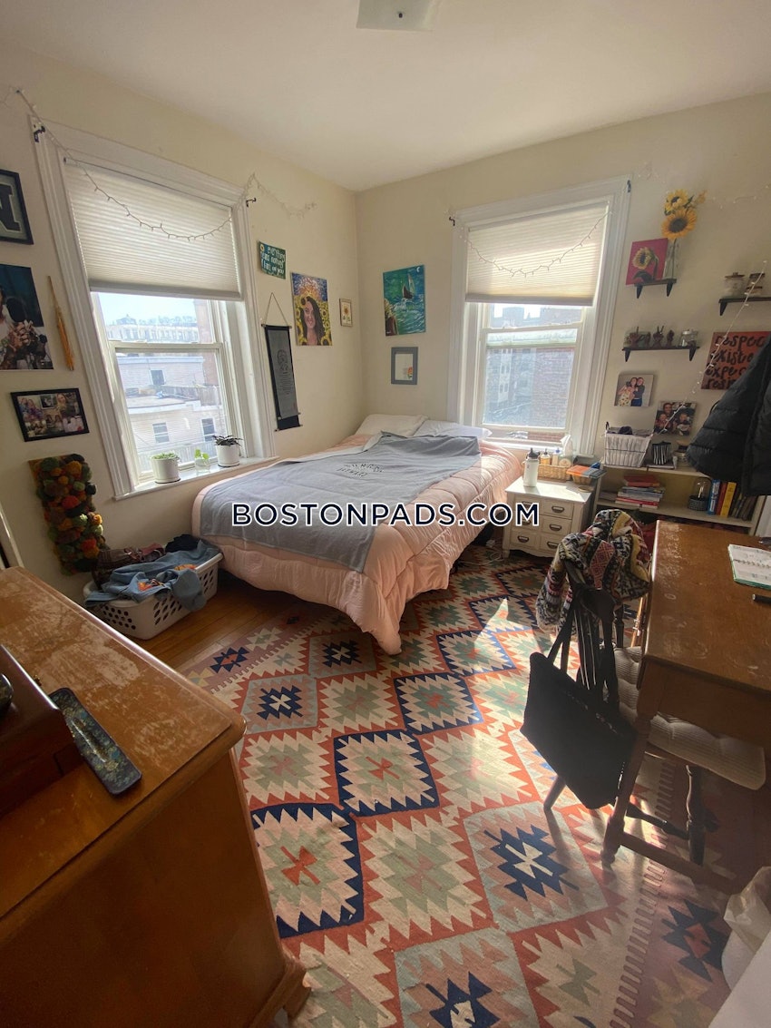 BOSTON - ALLSTON - 4 Beds, 1 Bath - Image 3