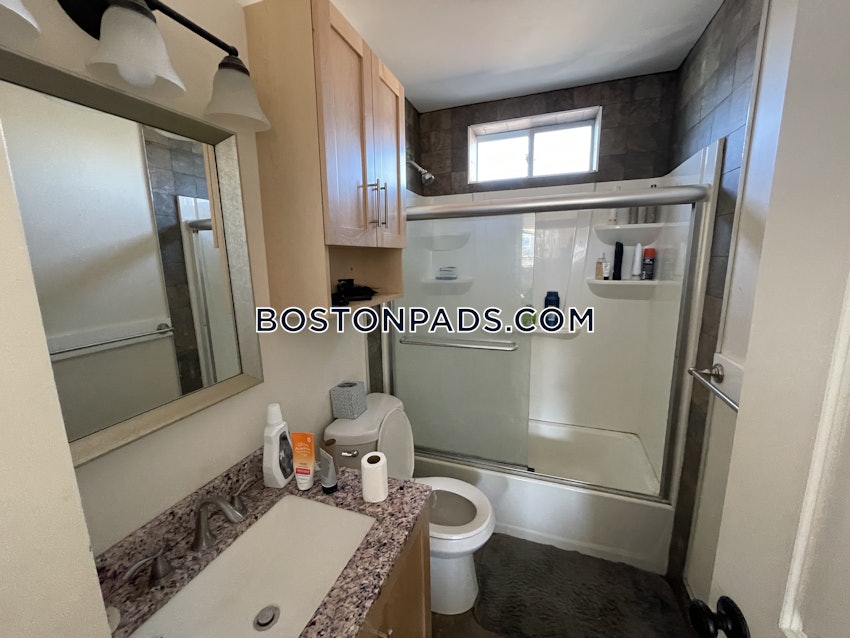 BOSTON - DORCHESTER/SOUTH BOSTON BORDER - 4 Beds, 2 Baths - Image 10