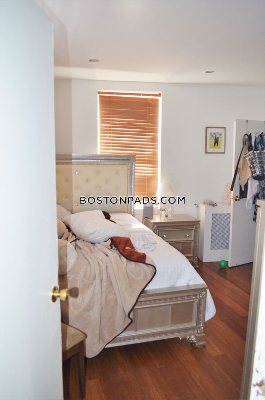 BOSTON - EAST BOSTON - JEFFRIES POINT - 4 Beds, 2 Baths - Image 10